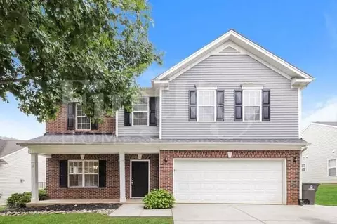 4183 Shadetree Dr, Winston Salem, NC 27107