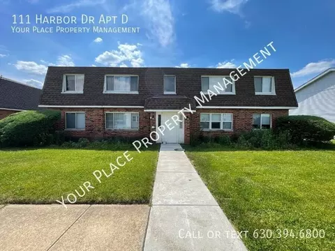 111 Harbor Dr #D, Oswego, IL 60543