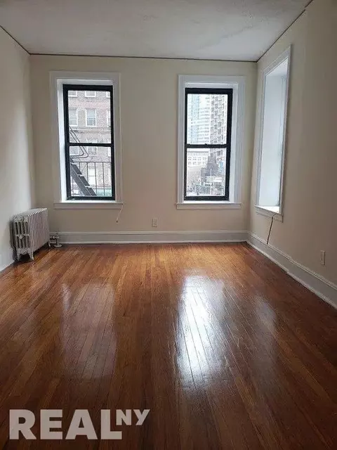 Undisclosed, New York, NY 10016