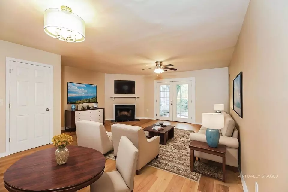  347 Spoonbill Ln, Mount Pleasant, SC 29464 photo 2