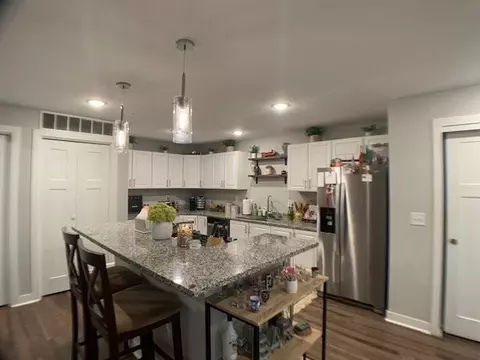 2921 29th Ave S #3, Minneapolis, MN 55406