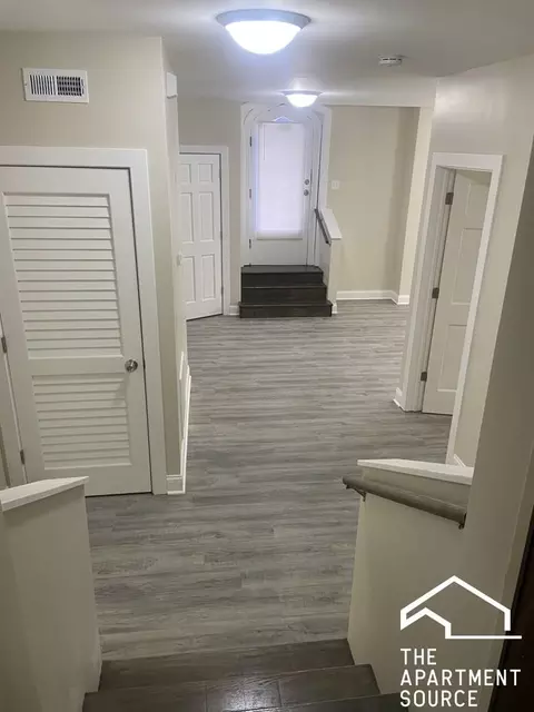 3150 Harlem Ave #GDN, Riverside, IL 60546