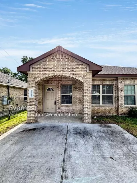 9306 Bean St #B, Houston, TX 77028