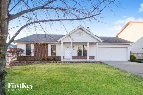 210 Briar Valley Ct S, St. Peters, MO 63304