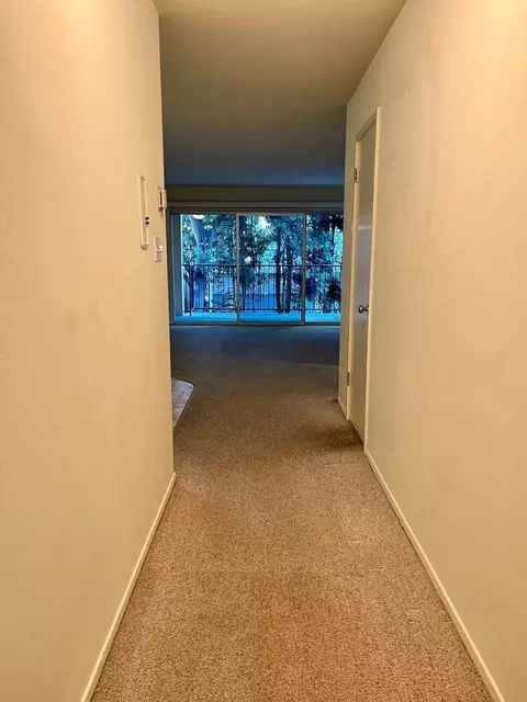 1550 Walnut St #03, Berkeley, CA 94709 photo 2