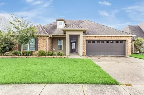 115 Woodhaven Rd, Youngsville, LA 70592