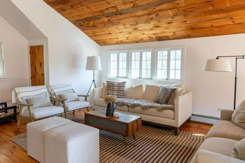 abbey rd, Mount Tremper, NY 12457
