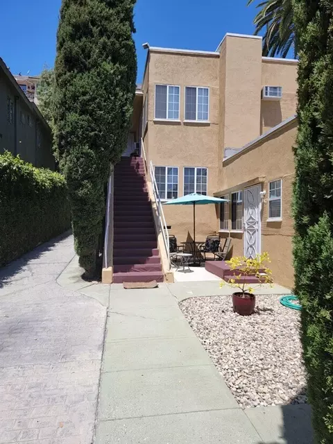 1947 Wilcox Ave, Los Angeles, CA 90068