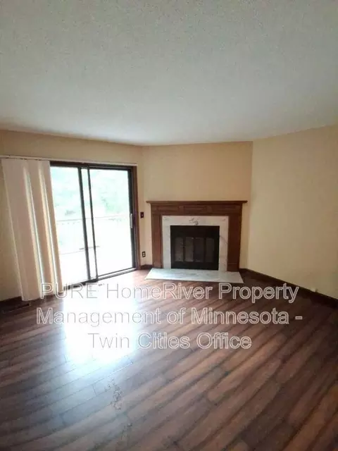5231 Balmoral Ln, Bloomington, MN 55437