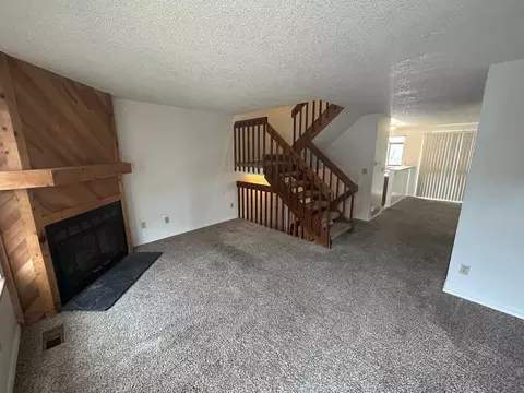6846 Mountain Top Ln, Colorado Springs, CO 80919