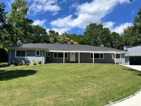 421 Lakeside Dr, Rock Hill, SC 29730