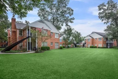 7834 Jefferson Place Blvd #B, Baton Rouge, LA 70809