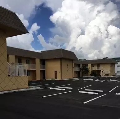 5941 NW 16th Pl, Sunrise, FL 33313
