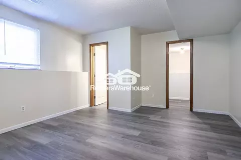 1500 Galway Ct, Liberty, MO 64068