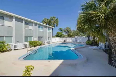 334 48th Avenue N St #334-334, Saint Petersburg, FL 33703