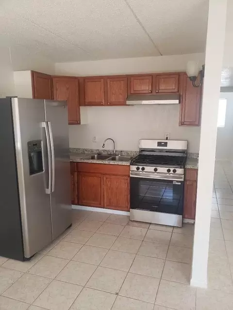 401 N D St #7, Eloy, AZ 85131