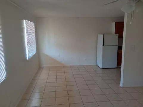 401 N D St #17, Eloy, AZ 85131