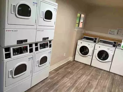 1650 Park Ln, Fairfield, CA 94533
