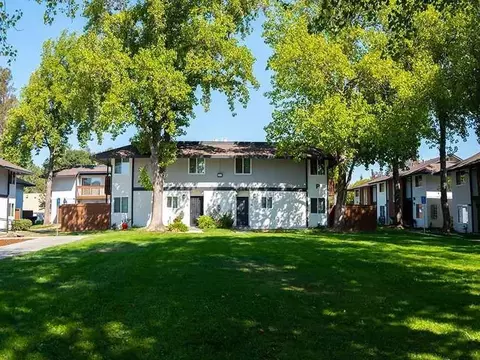 1650 Park Ln, Fairfield, CA 94533