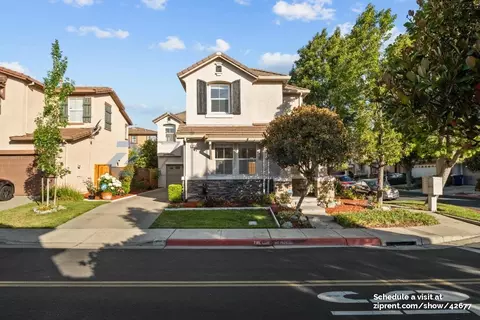 554 Blue Cypress Way, Hercules, CA 94547