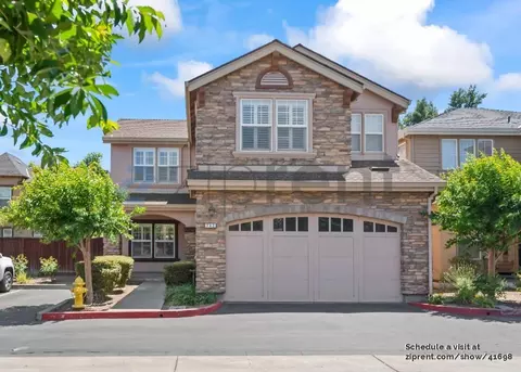 742 Creekside Ct, Gilroy, CA 95020