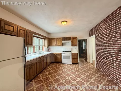 186 Powder House Blvd #2, Somerville, MA 02144