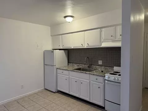 515 Uta Blvd #202, Arlington, TX 76010