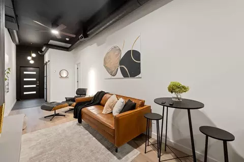 Undisclosed, Chicago, IL 60624