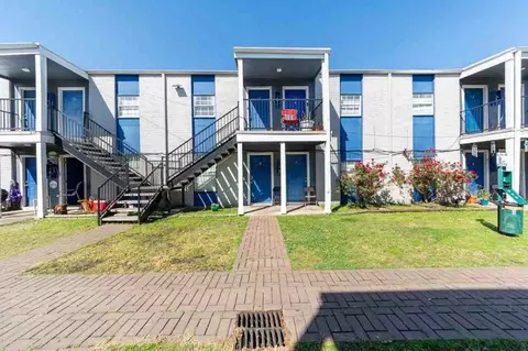1800 N Wayside Dr #23, Houston, TX 77020