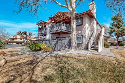 6001 Mckinney Dr NE, Albuquerque, NM 87109