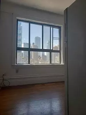 300 W 49th St #802, New York, NY 10019