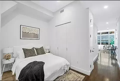 Undisclosed, New York, NY 10018