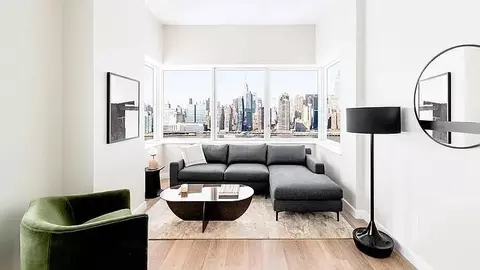 Undisclosed, New York, NY 11101