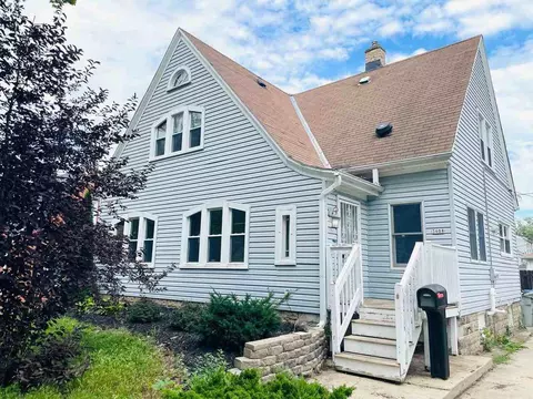 3608 N 49th St, Milwaukee, WI 53216