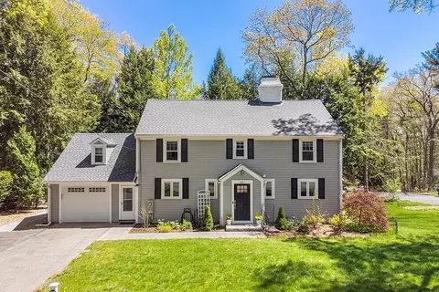 26 Woodridge Rd #NA, Wellesley, MA 02482
