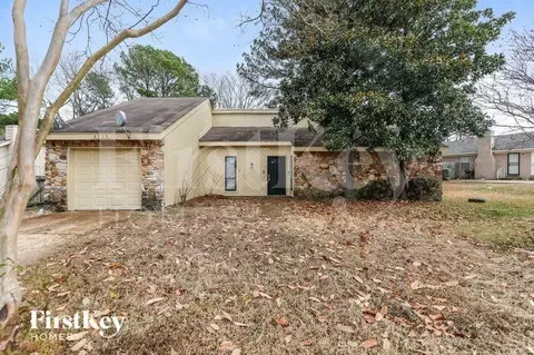 4130 Silverleaf Rd, Memphis, TN 38115