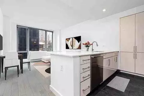 Undisclosed, New York, NY 10018