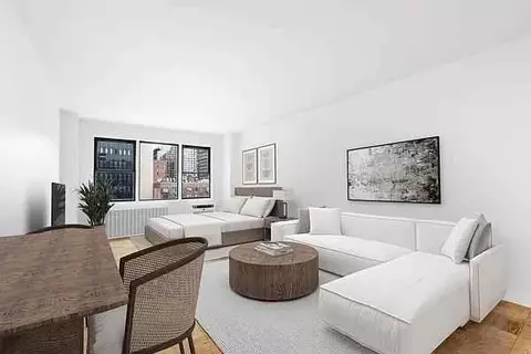 Undisclosed, New York, NY 10016