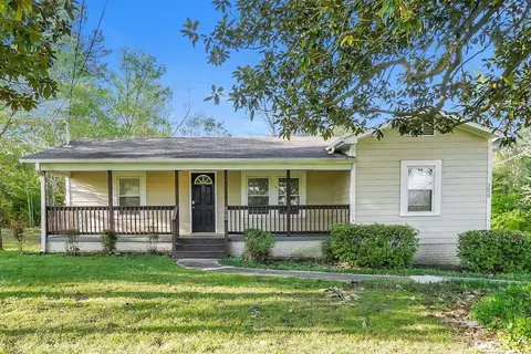 5659 Warrior River Rd, Hueytown, AL 35023
