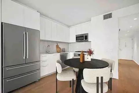Undisclosed, New York, NY 10016