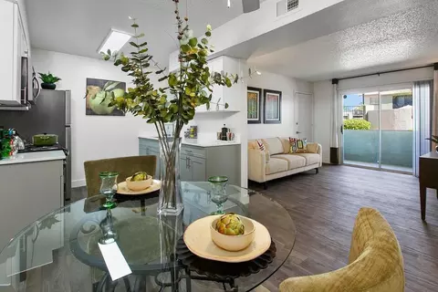 3816 N 83rd Ave, Phoenix, AZ 85033