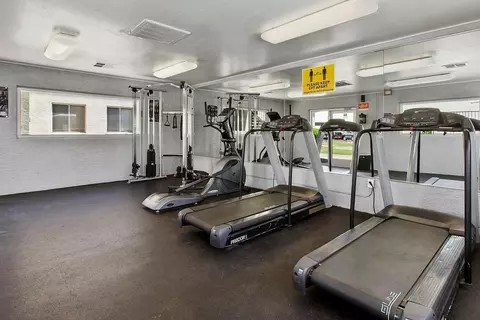 3816 N 83rd Ave, Phoenix, AZ 85033