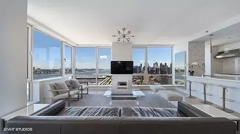 Undisclosed, New York, NY 10036