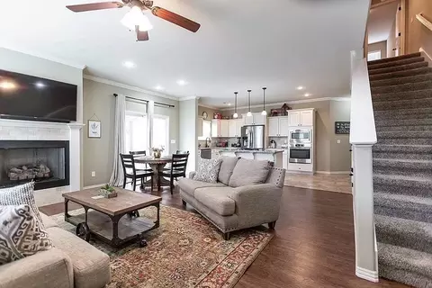 w marlowe ln, Fayetteville, AR 72704