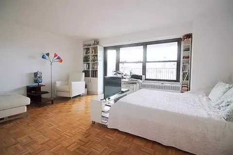 Undisclosed, New York, NY 10024