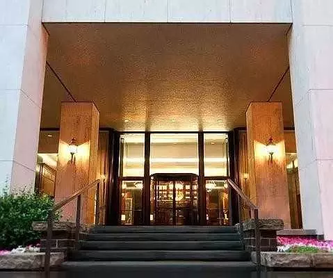 Undisclosed, New York, NY 10128
