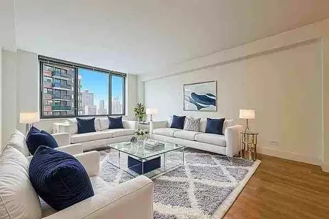 Undisclosed, New York, NY 10128