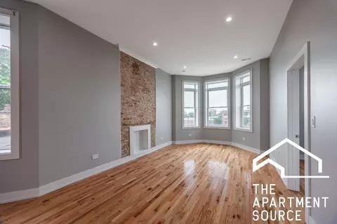 3328 W Congress Pkwy #3, Chicago, IL 60624
