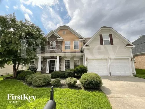 1610 Lakefield Dr, Clemmons, NC 27012