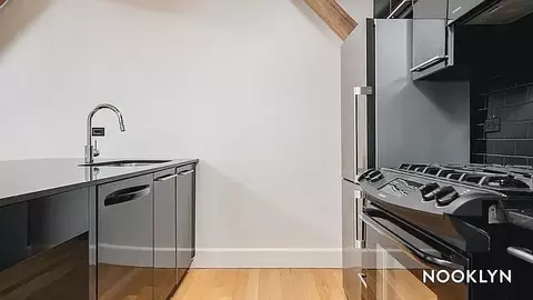 Undisclosed, Brooklyn, NY 11211